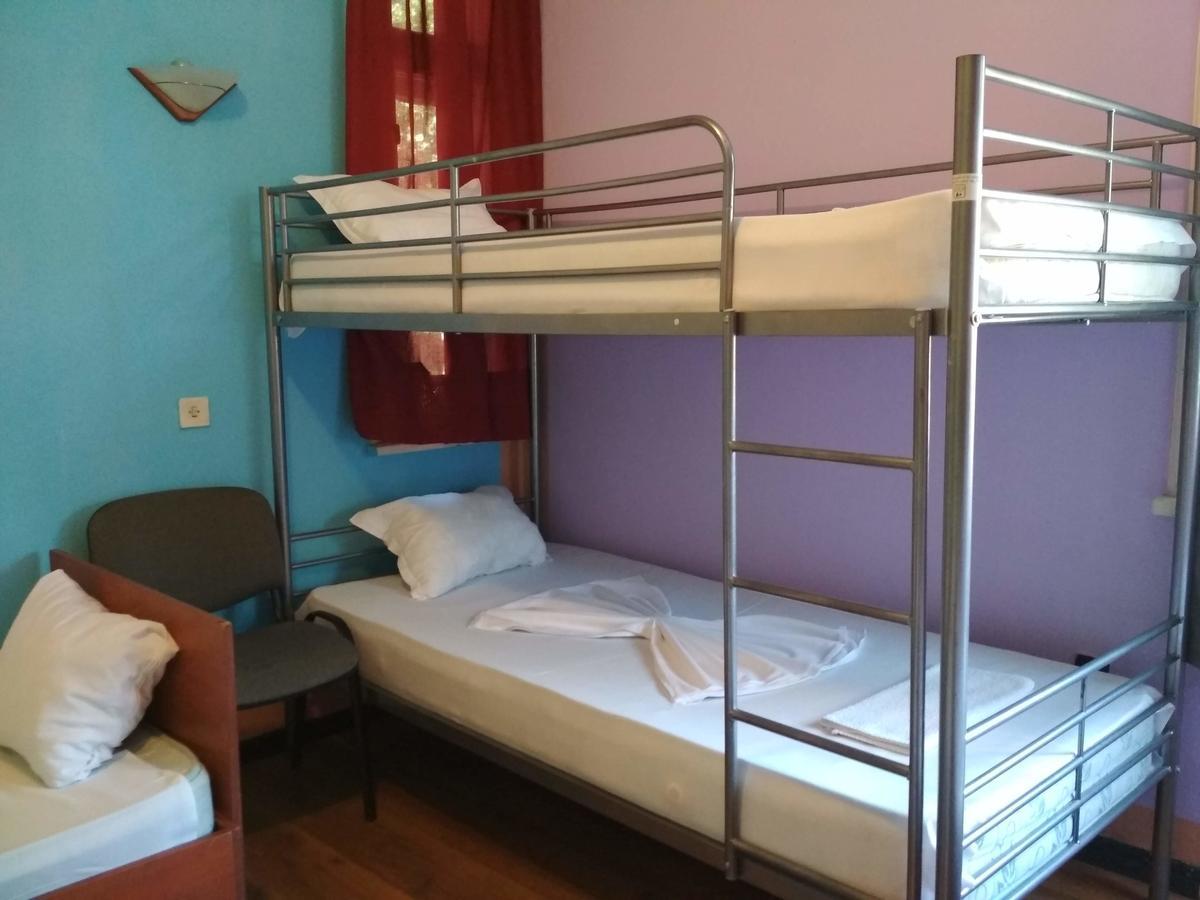 Hostel Compass Burgas Bagian luar foto